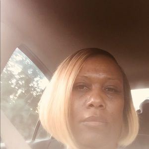 Meet your Posher, Janet